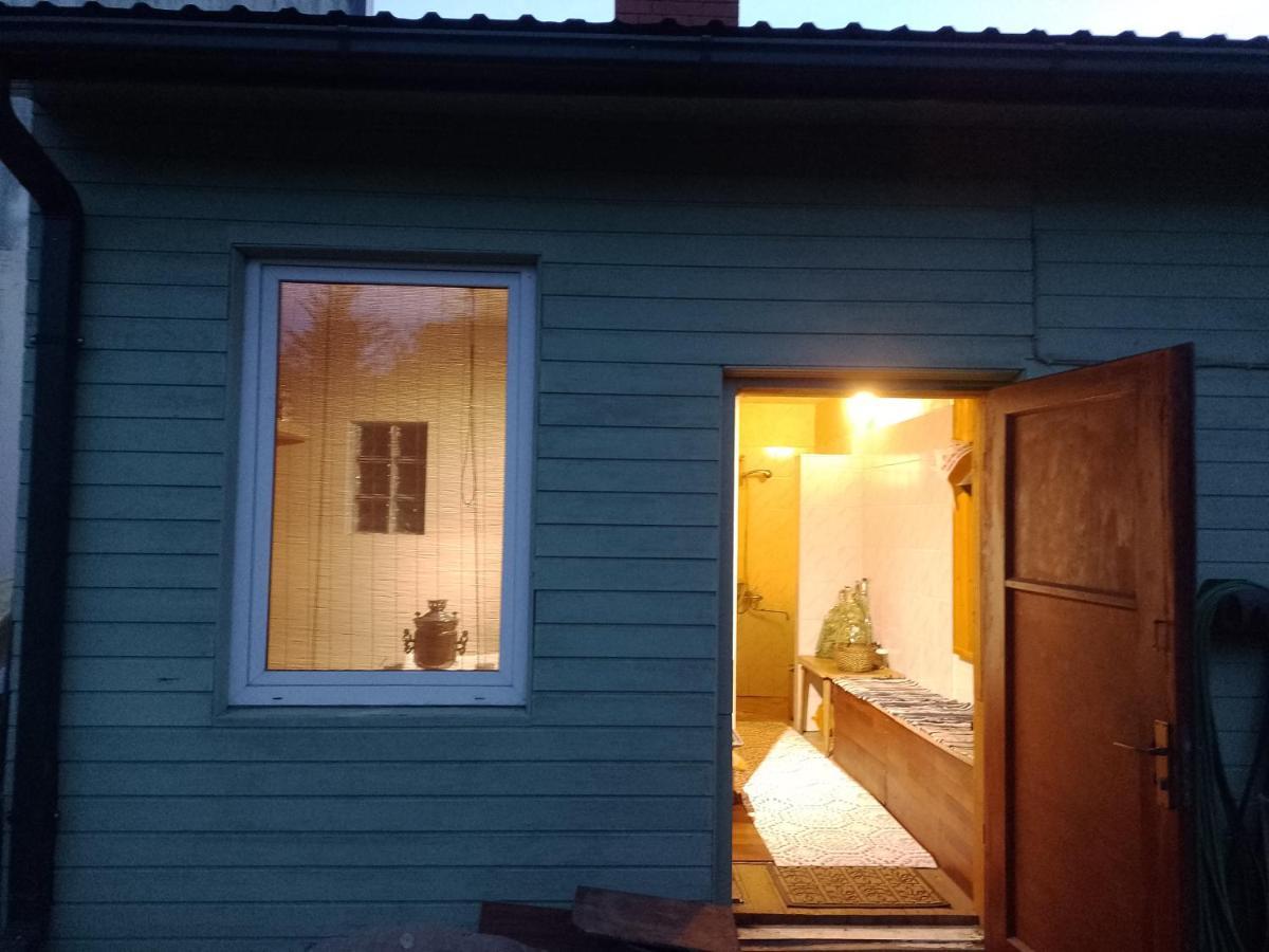 House, Garden & Sauna. Free Parking. Train Stop-200 M. Sea-1 Km. Jūrkalne Buitenkant foto